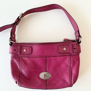 Vintage Fossil Magenta Pink Leather Flap Shoulder Bag – Y2K Keyhole Logo